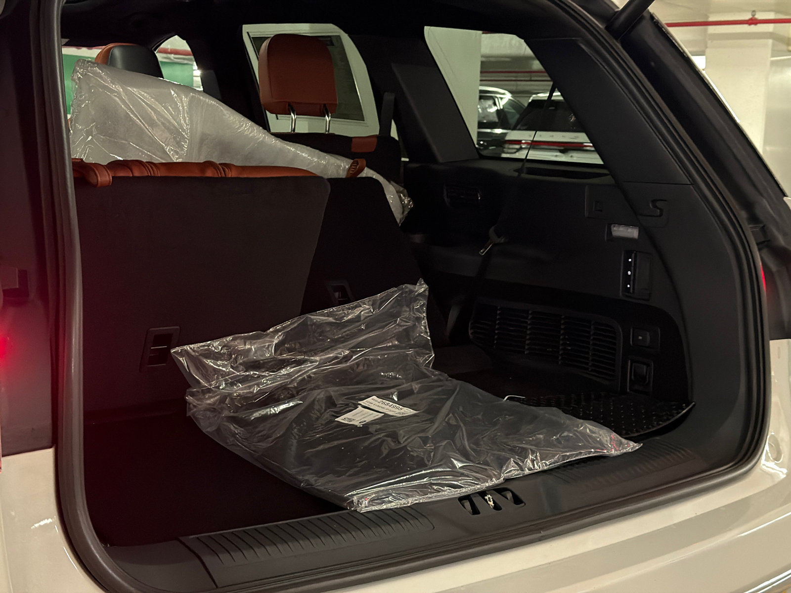 New 2027 Lincoln Aviator Reserve AWD/4WD image 8