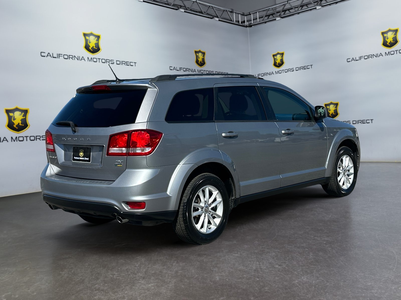 Used 2017 Dodge Journey SXT w/ Comfort/Convenience Group FWD image 5