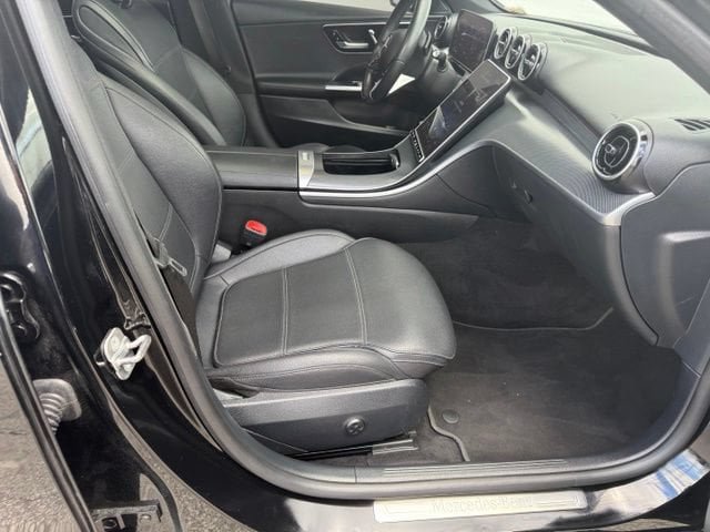 Used 2024 Mercedes-Benz C 300 Sedan image 17