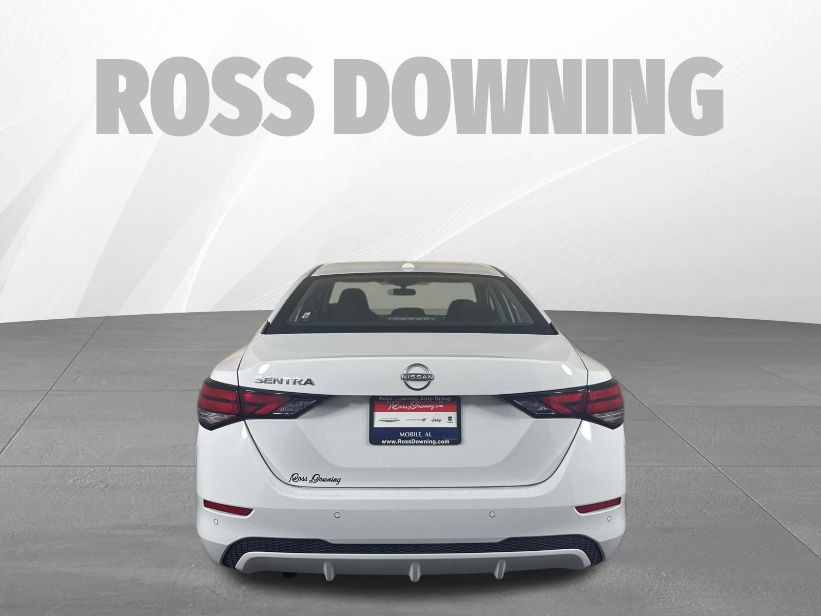 Used 2025 Nissan Sentra SV FWD image 5