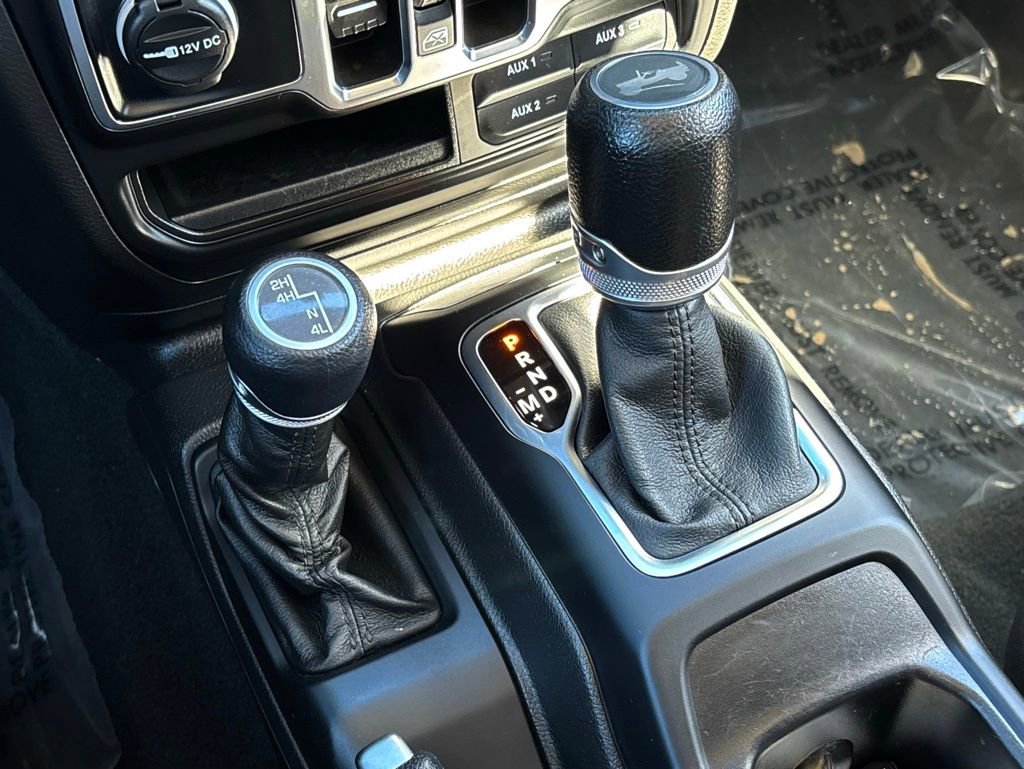 Used 2022 Jeep Wrangler Unlimited Sport image 17