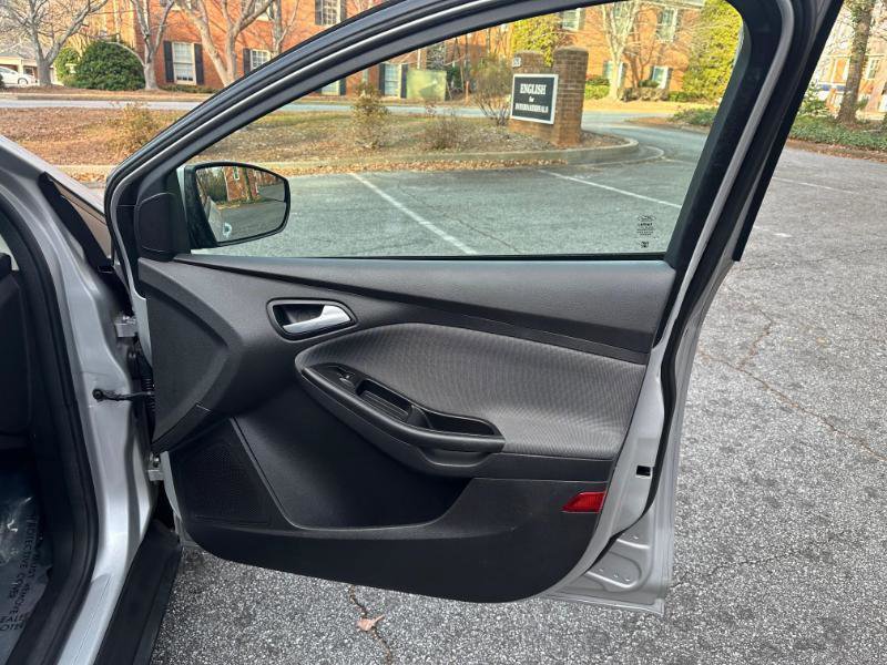 Used 2014 Ford Focus SE image 35
