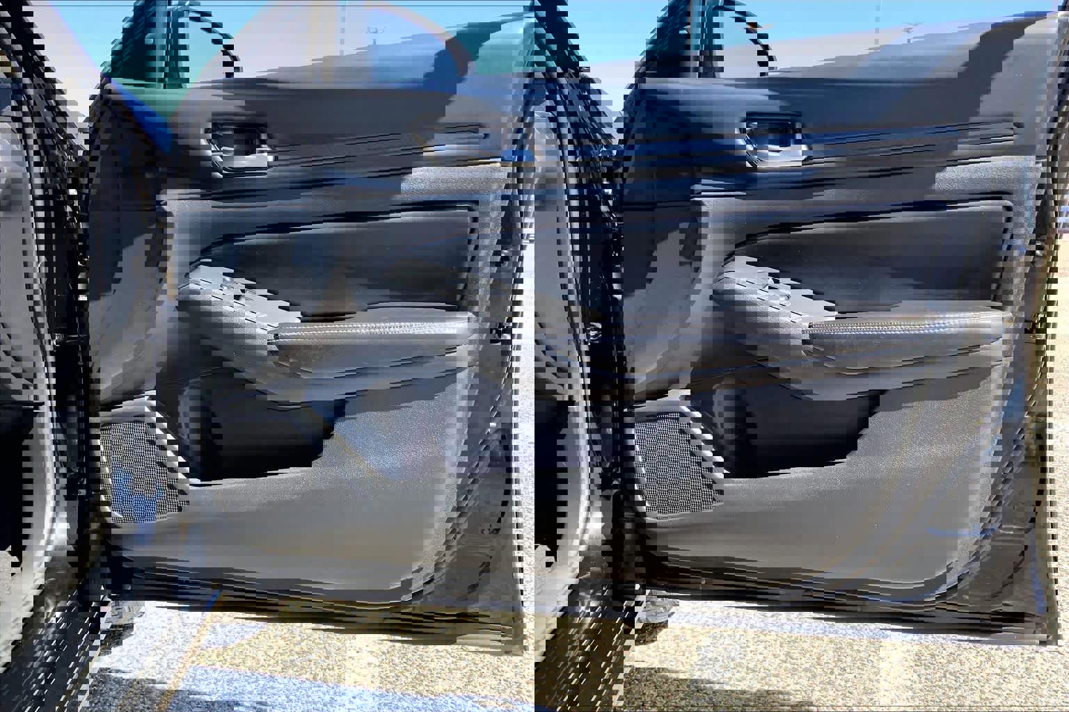 Used 2024 Nissan Altima 2.5 SV image 22