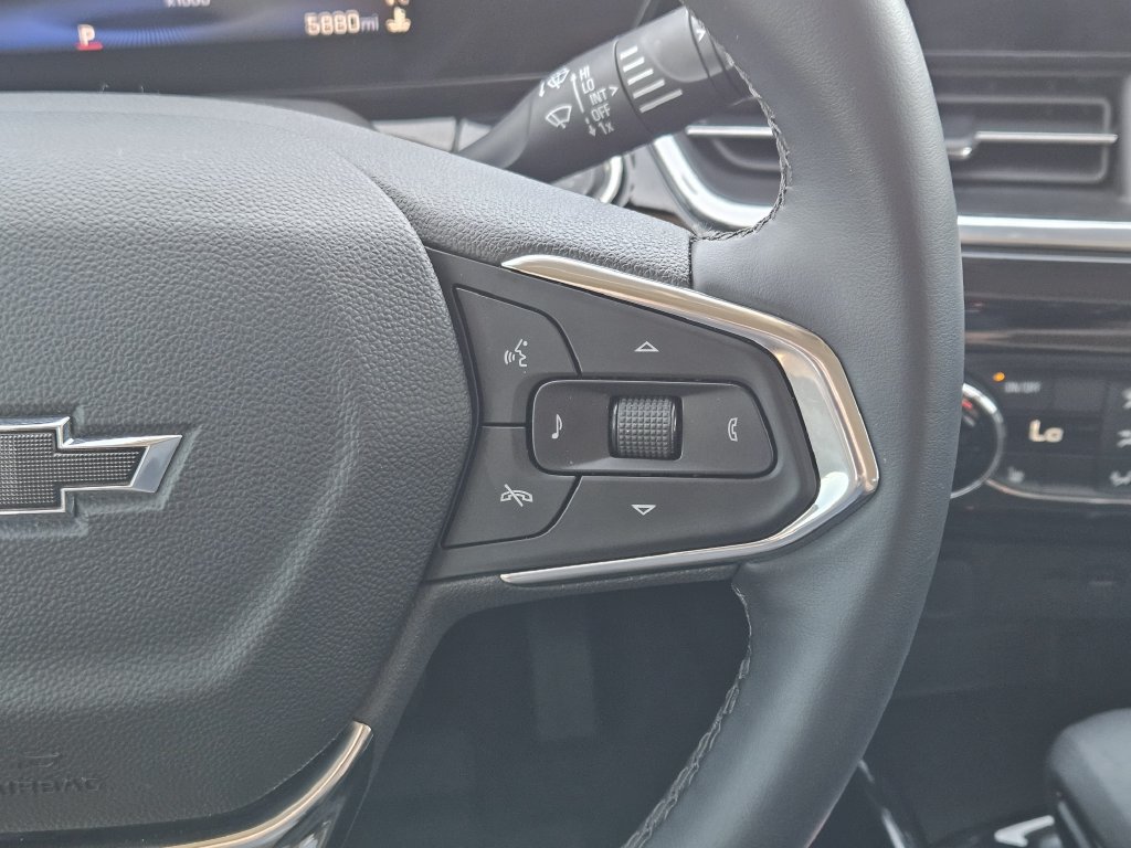 Used 2026 Chevrolet Trax ACTIV w/ Driver Confidence Package FWD image 28