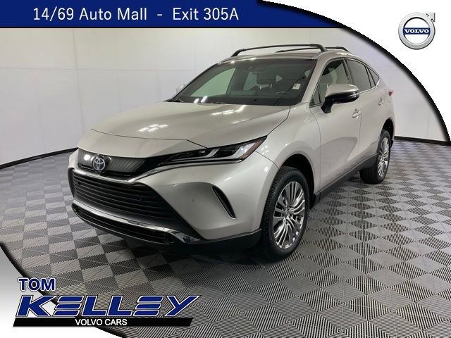 Used 2022 Toyota Venza XLE