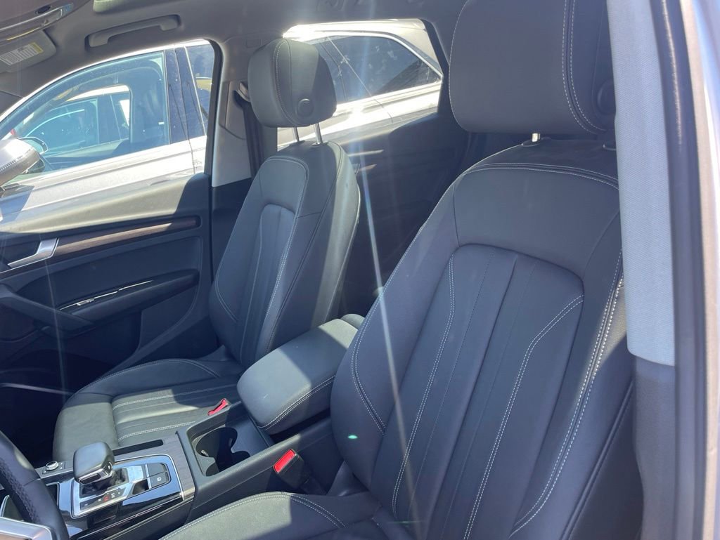 Used 2023 Audi Q5 2.0T Premium AWD/4WD image 9