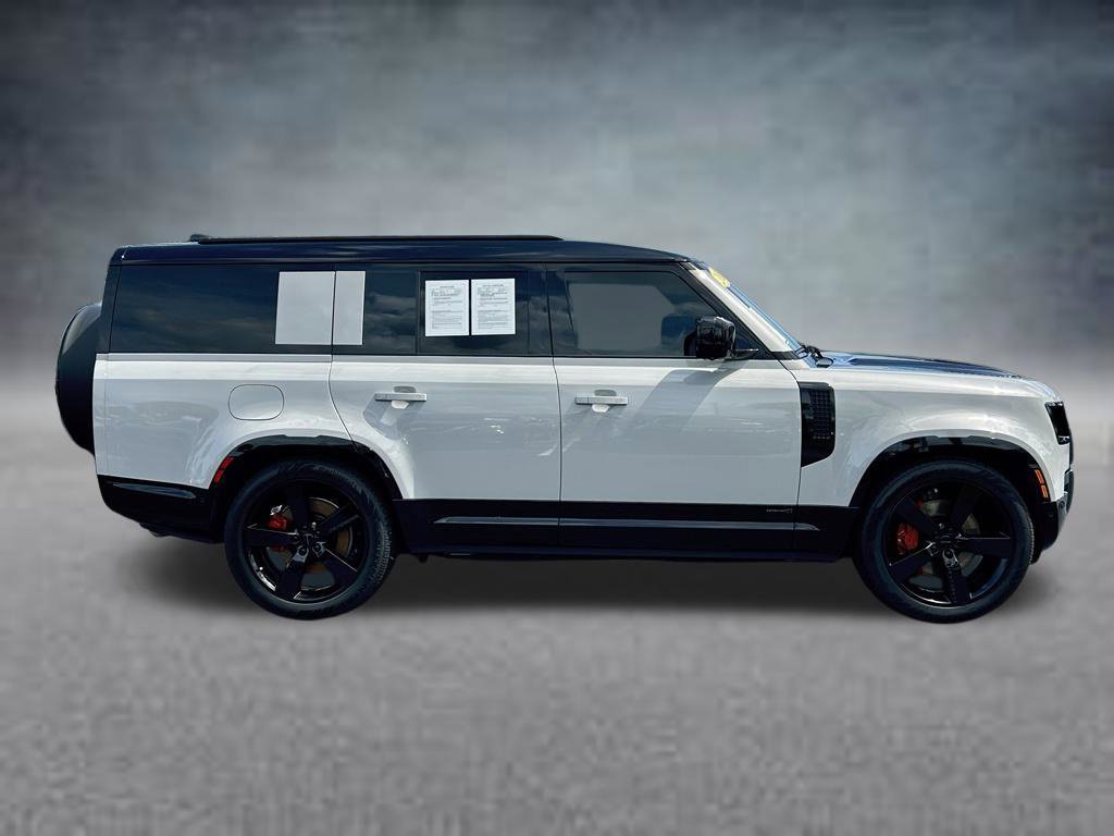 Used 2026 Land Rover Defender 130 X AWD/4WD image 4