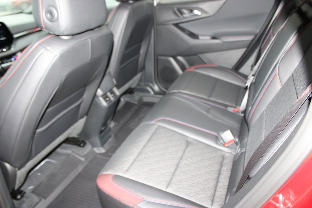 New 2026 Chevrolet Equinox RS w/ LPO, Floor Liner Package image 18