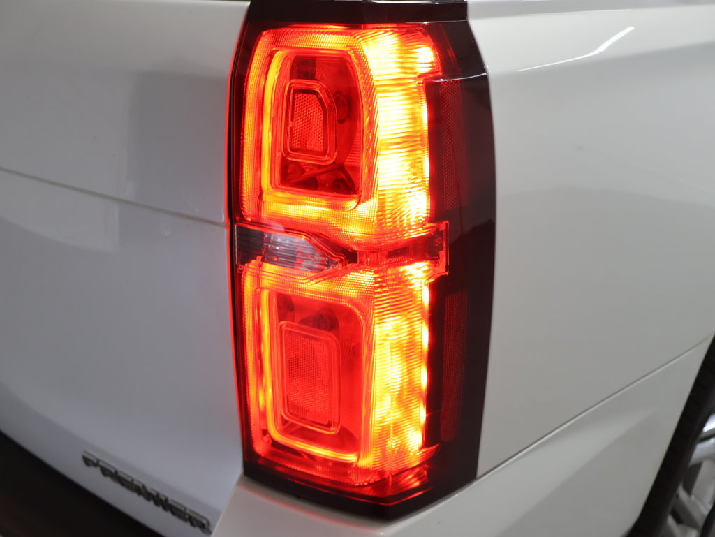 Used 2019 Chevrolet Tahoe Premier w/ Premier Plus Edition AWD/4WD image 34