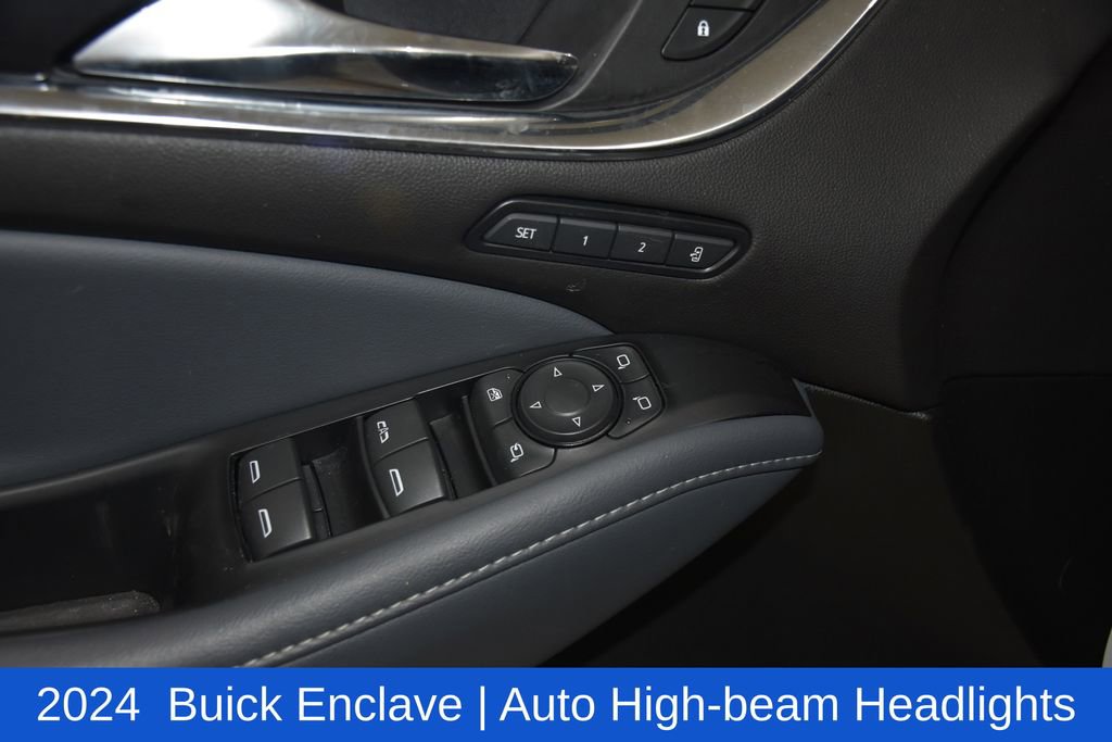 Used 2024 Buick Enclave Premium image 22