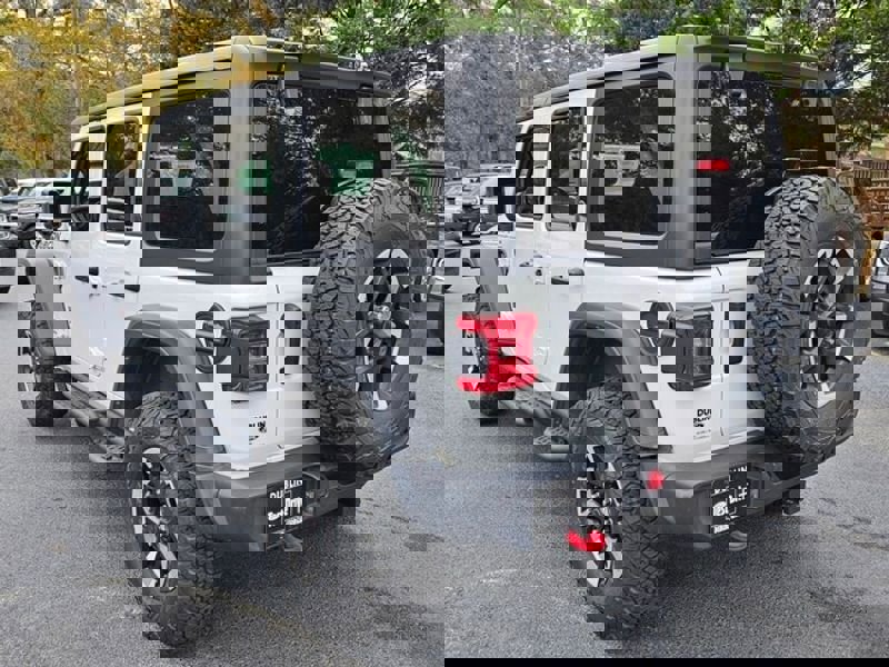 Used 2024 Jeep Wrangler Unlimited Rubicon w/ Technology Group image 11