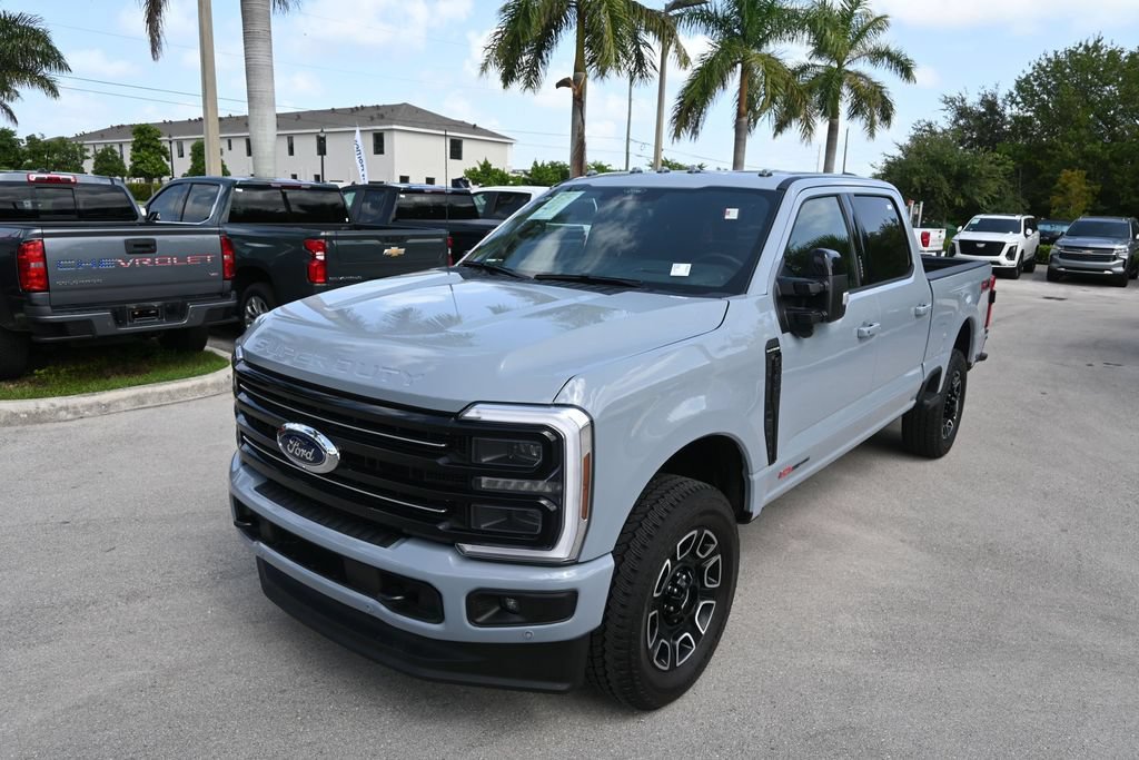 Used 2026 Ford F350 Platinum AWD/4WD image 4