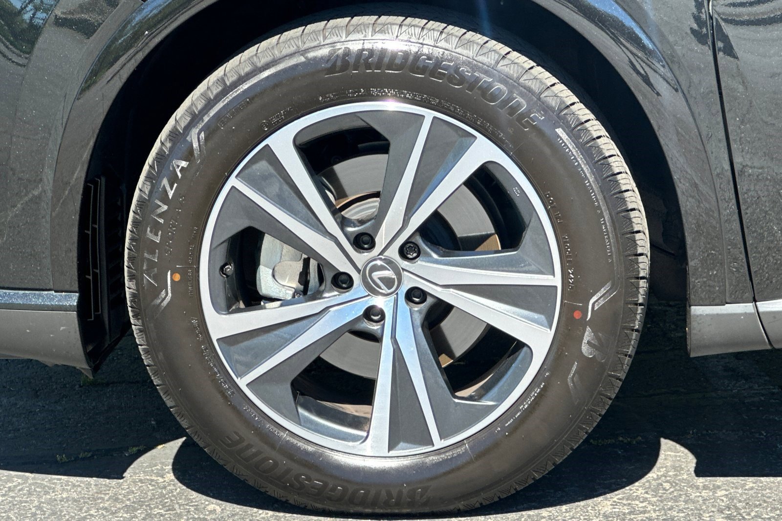 Certified 2025 Lexus RX 350 Premium w/ Accessory Package (Z1) image 37