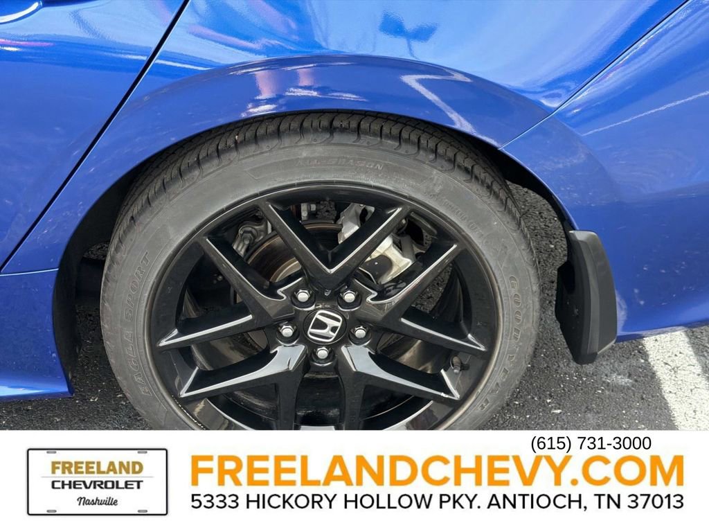 Used 2023 Honda Civic Sport image 11