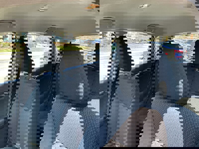 Used 2018 Honda Fit LX image 24