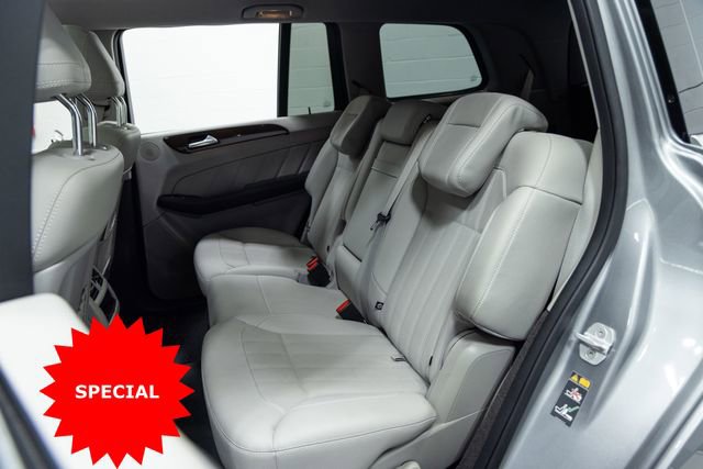 Used 2015 Mercedes-Benz GL 450 4MATIC image 24