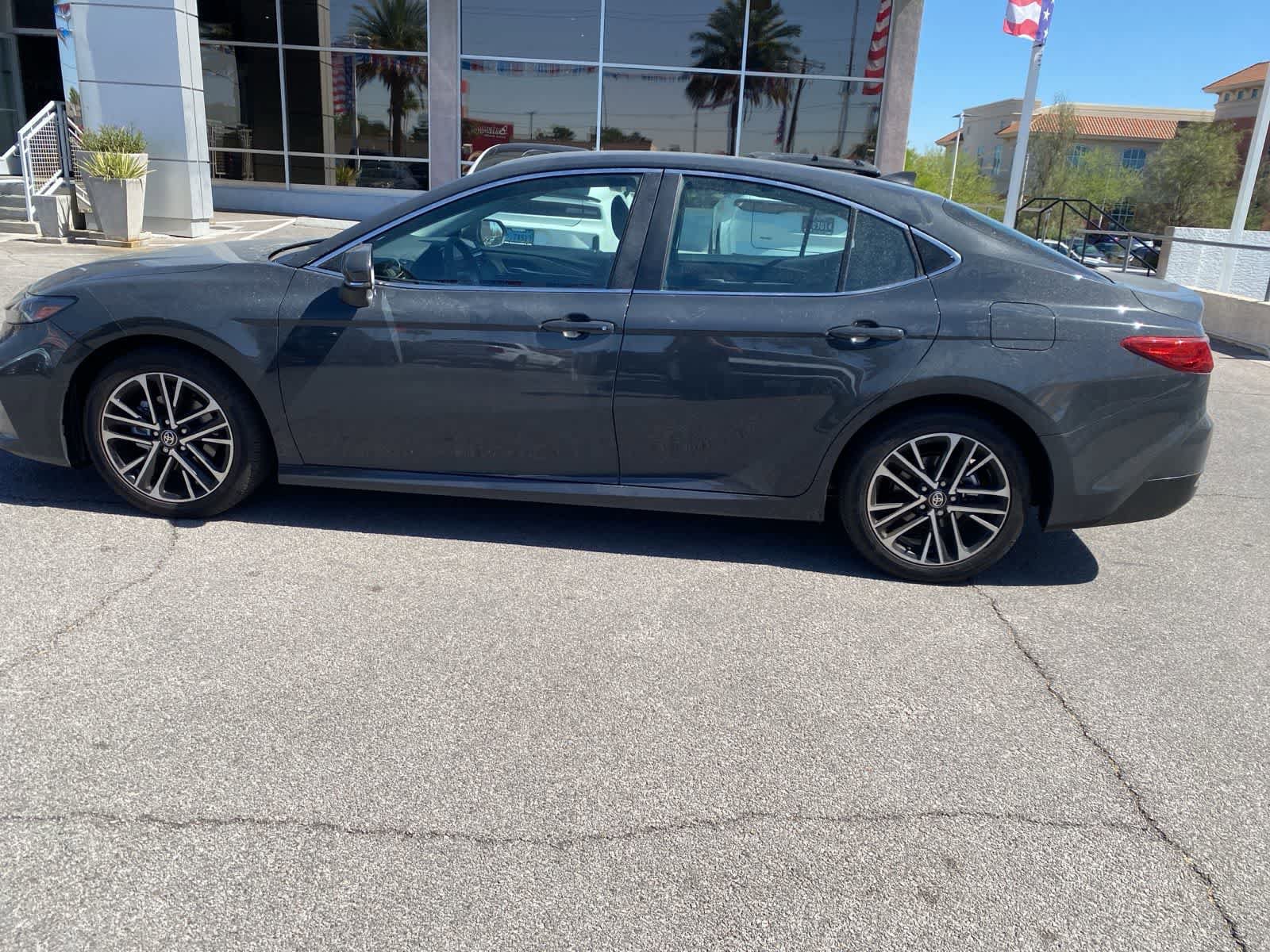 Used 2026 Toyota Camry XLE FWD image 10
