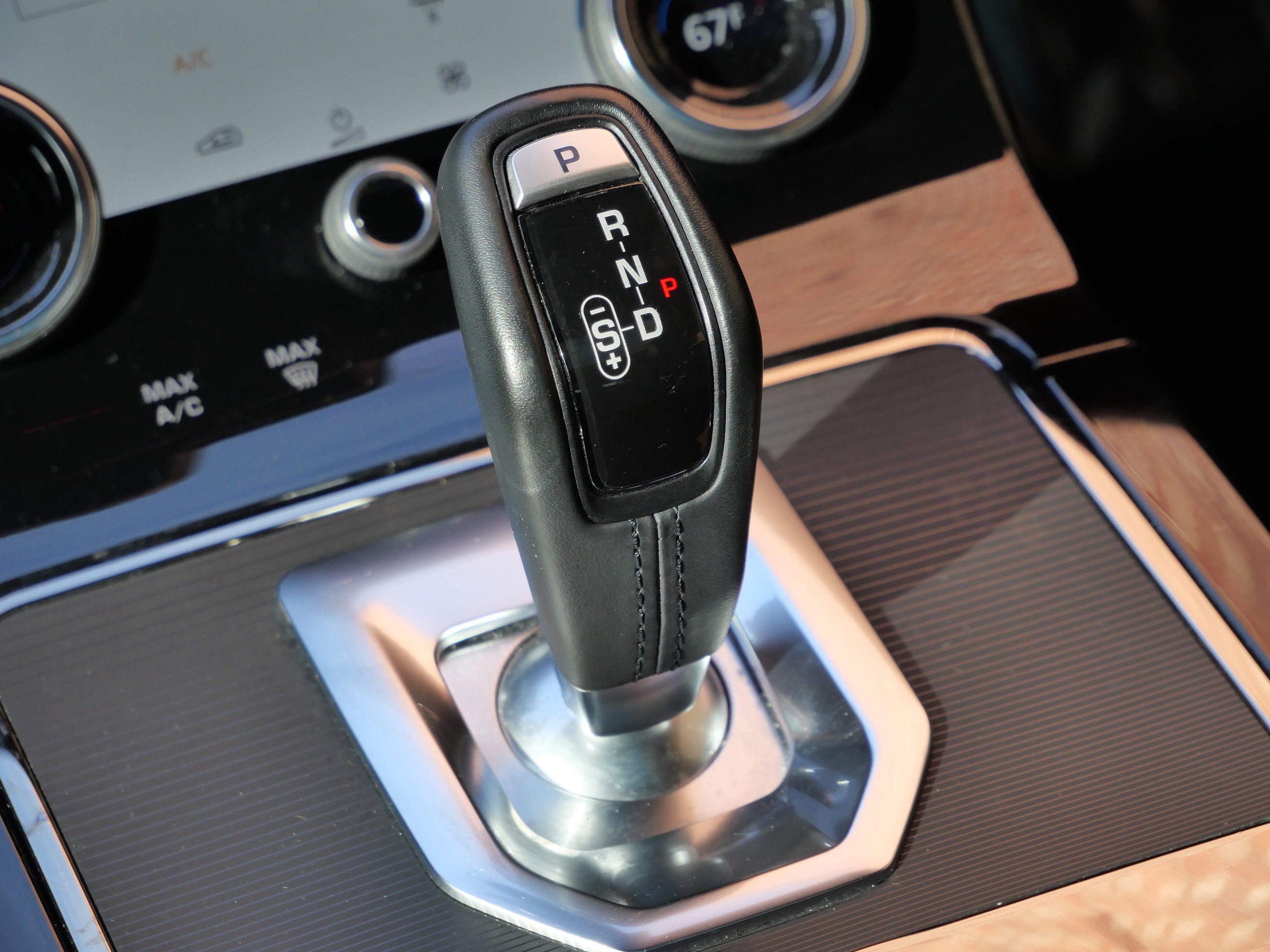 Used 2021 Land Rover Range Rover Evoque R-Dynamic HSE image 16