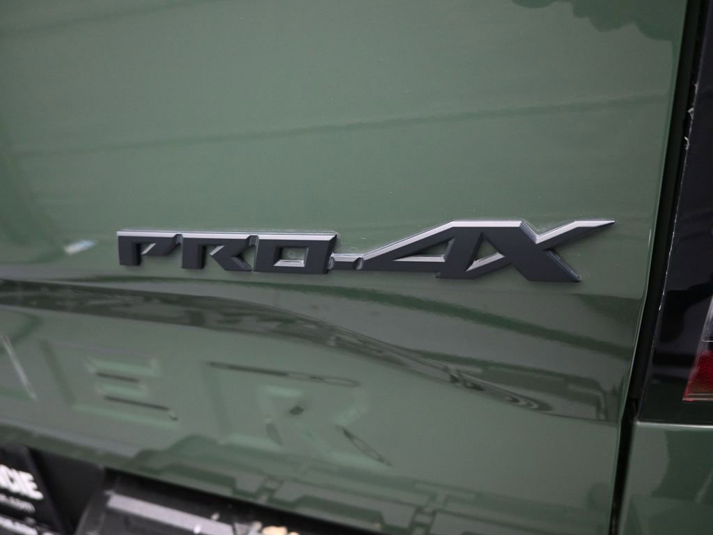 Used 2024 Nissan Frontier PRO-4X w/ Pro Convenience Package image 42