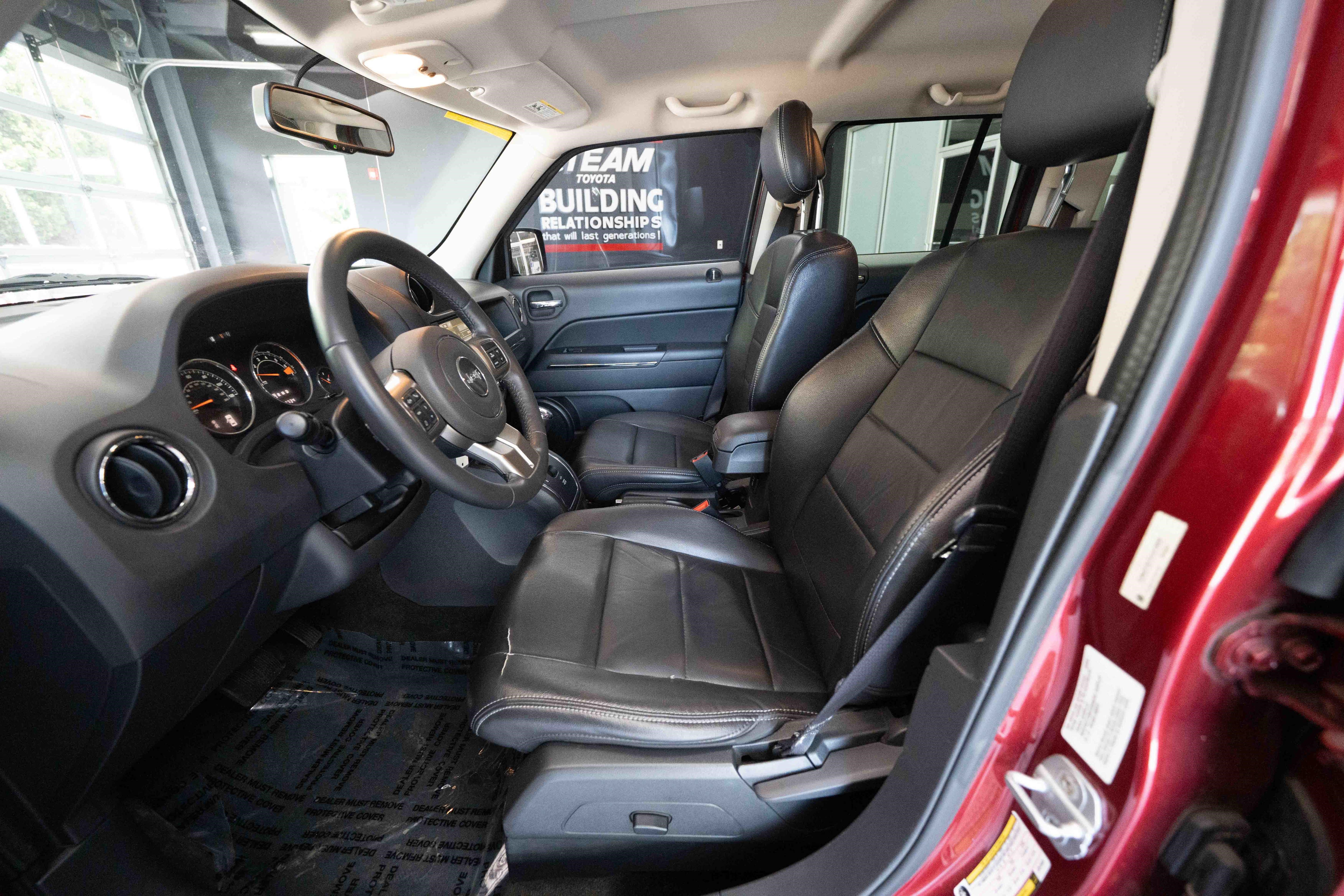 Used 2014 Jeep Patriot Limited FWD image 9