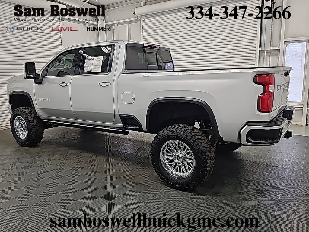 Used 2022 Chevrolet Silverado 2500 High Country image 5