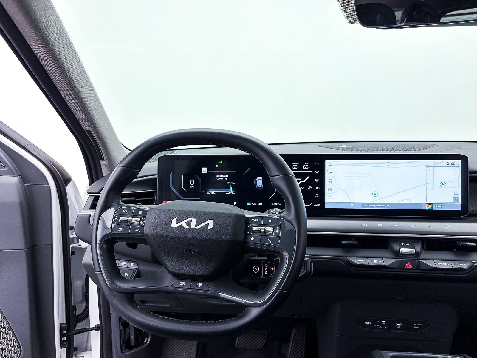 Certified 2024 Kia EV9 Wind AWD/4WD image 4