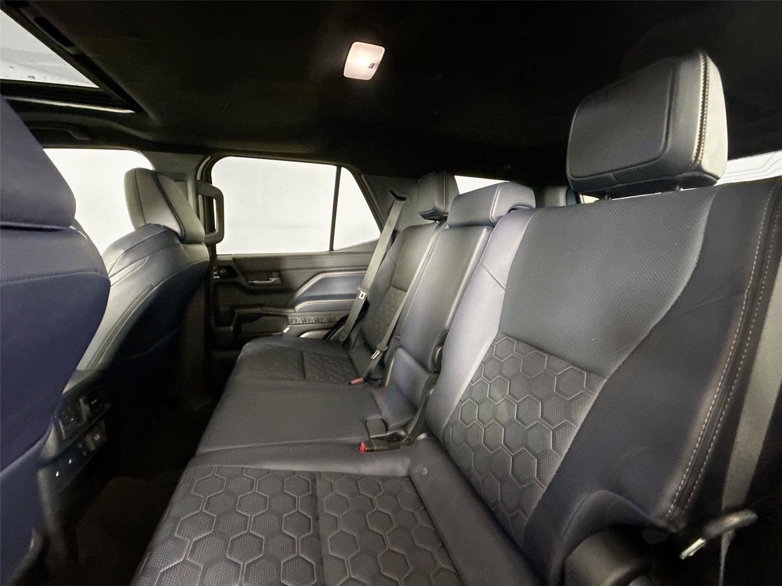 Certified 2025 Toyota 4Runner Platinum AWD/4WD image 32