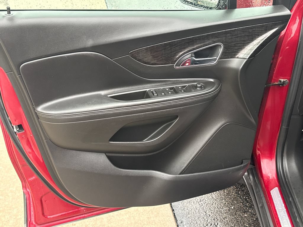 Certified 2015 Buick Encore Convenience FWD image 25