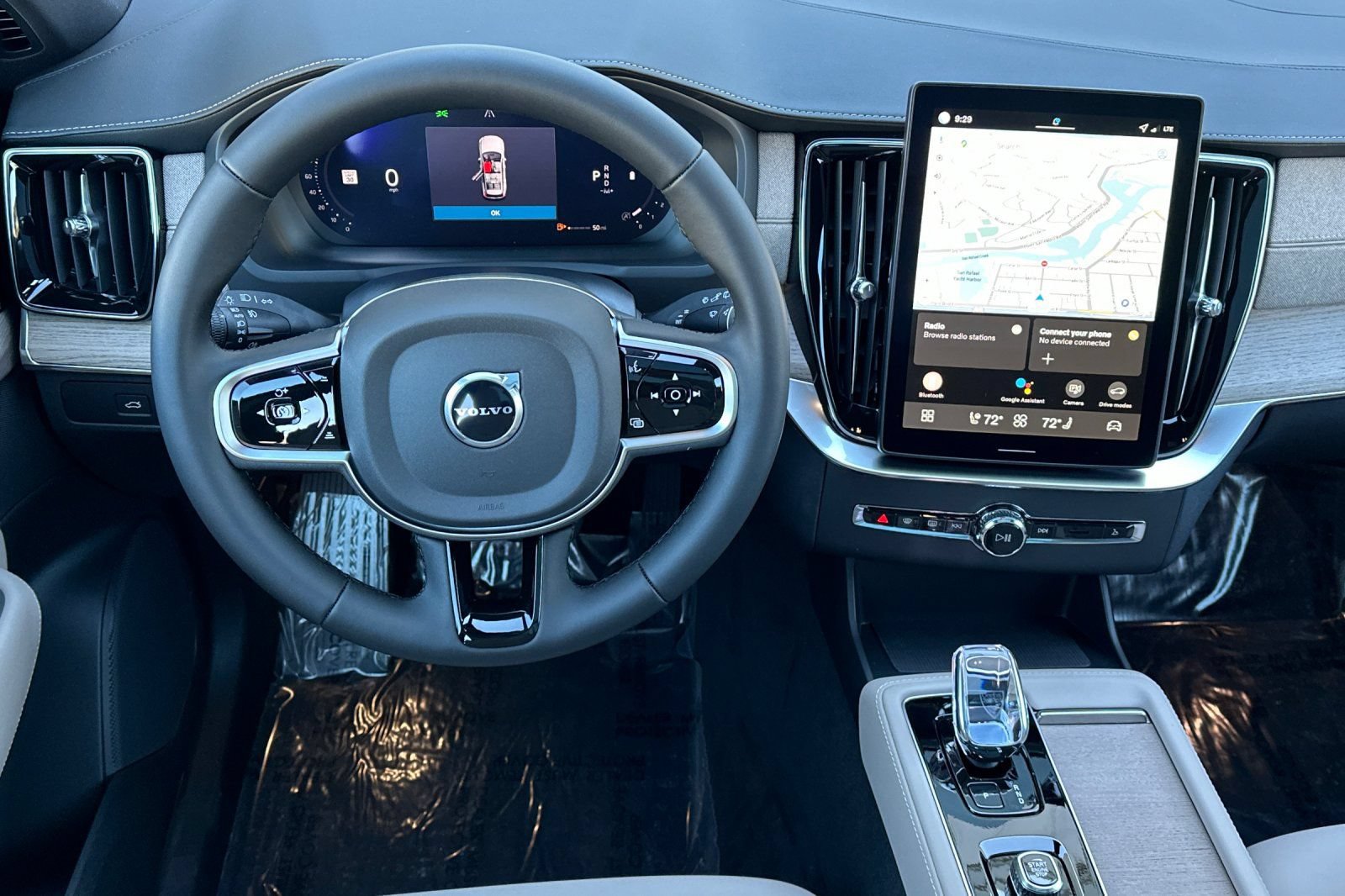 New 2026 Volvo XC90 B5 Plus w/ Protection Package AWD/4WD image 16