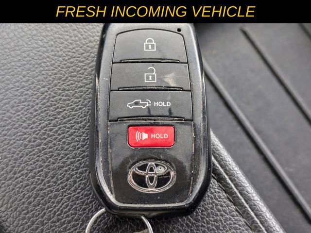 Used 2025 Toyota Tundra SR w/ SR Tow Package AWD/4WD image 25