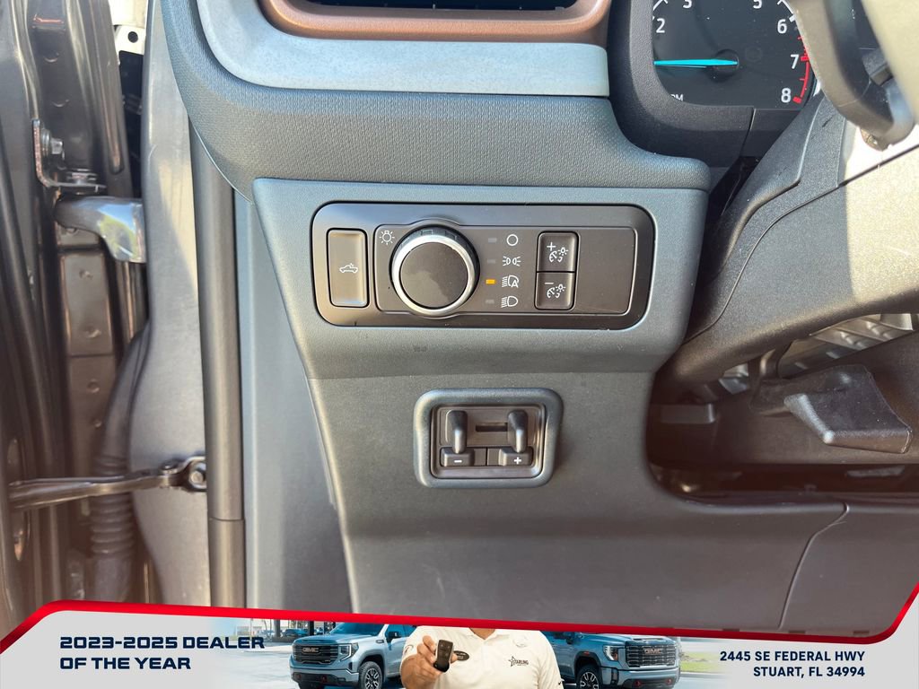 Used 2023 Ford Maverick Lariat w/ Equipment Group 500A Standard image 25