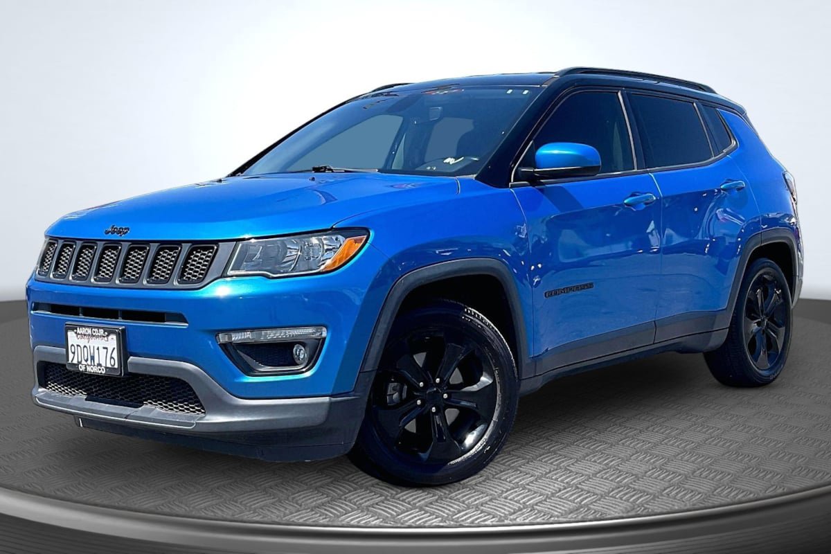 Used 2019 Jeep Compass Altitude FWD image 12
