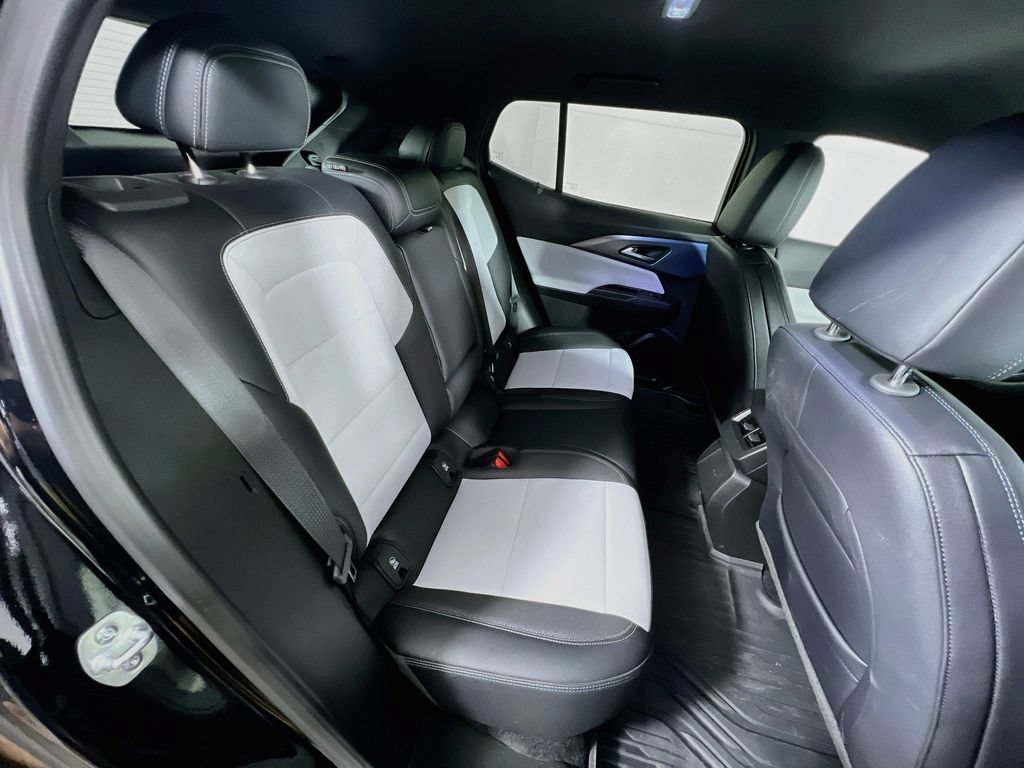 New 2026 Chevrolet Equinox EV LT FWD image 26