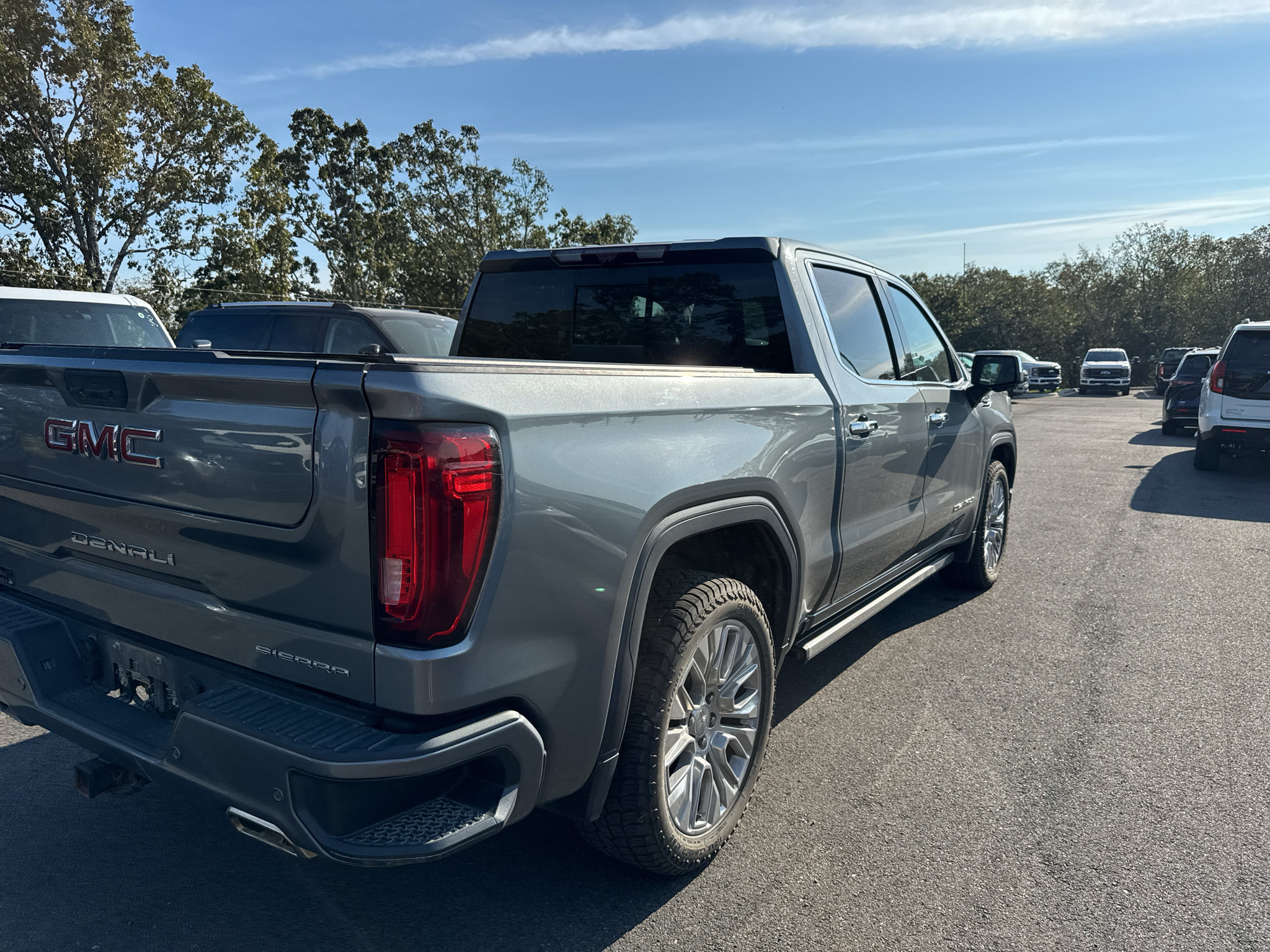 Used 2021 GMC Sierra 1500 Denali w/ Denali Ultimate Package AWD/4WD image 10