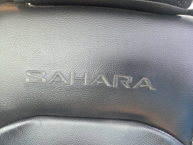 Used 2019 Jeep Wrangler Unlimited Sahara image 18