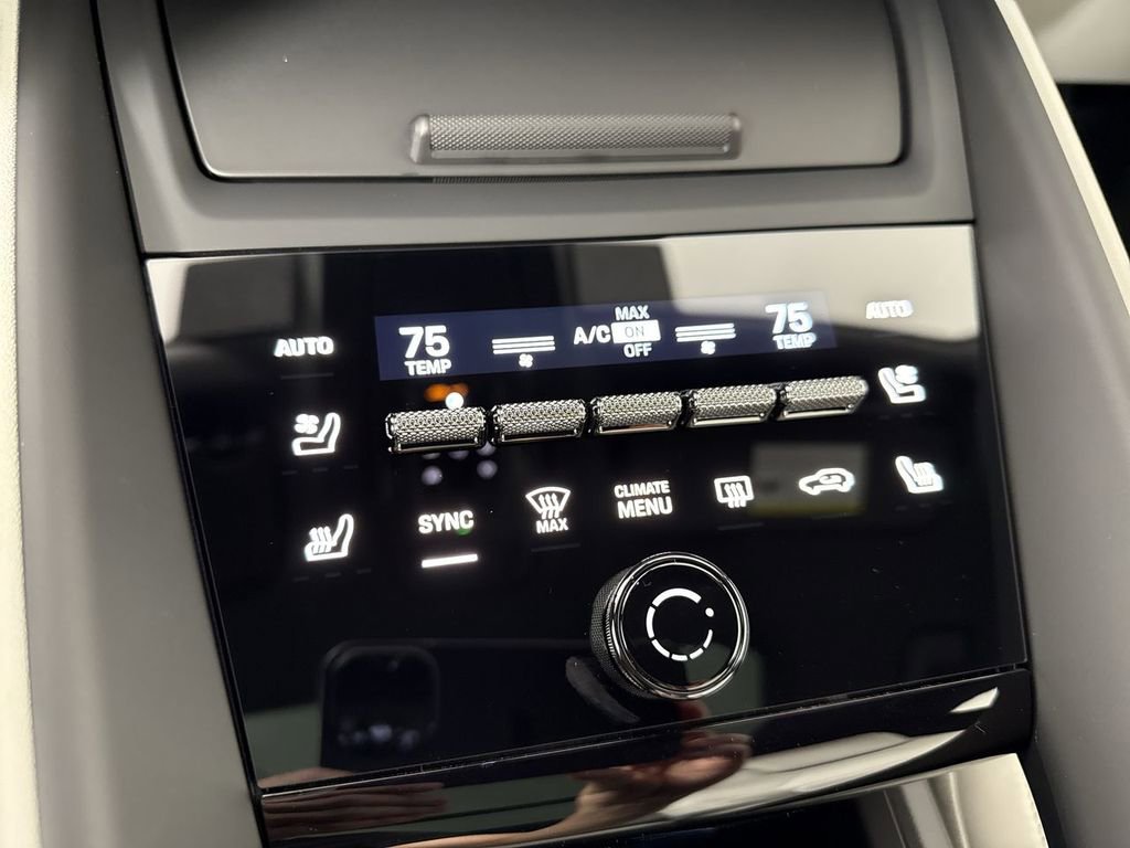 New 2026 Porsche Macan 4 Electric AWD/4WD image 31