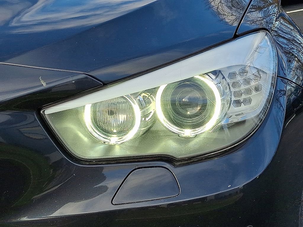 Used 2012 BMW 550i Gran Turismo xDrive image 30