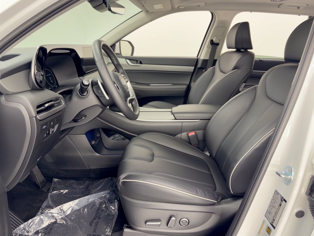 Used 2025 Hyundai Palisade SEL FWD image 5