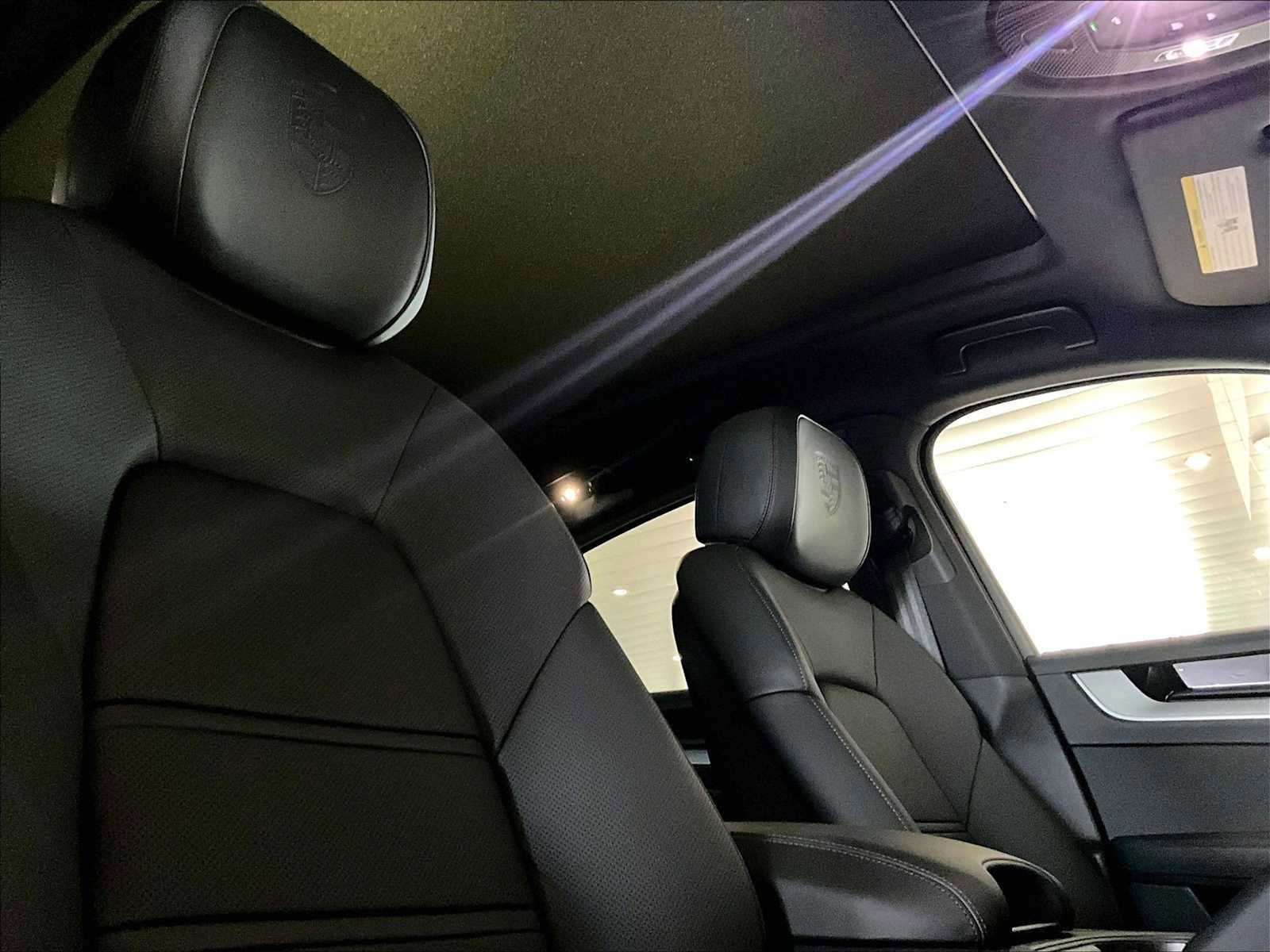 New 2026 Porsche Cayenne Coupe image 23