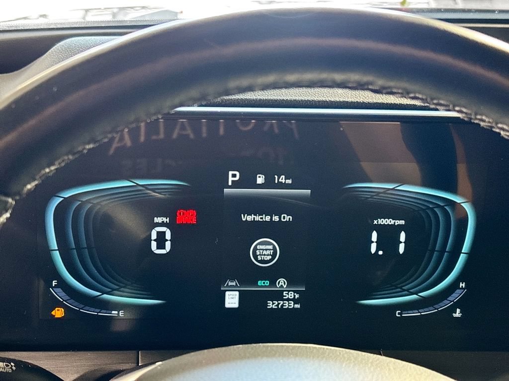 Used 2025 Kia Telluride AWD image 14