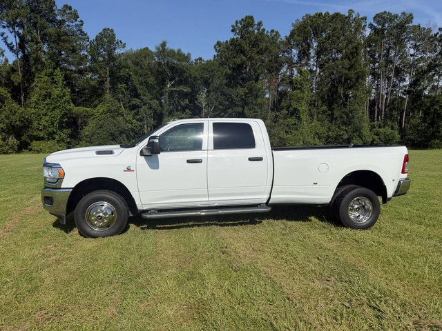 Used 2023 RAM 3500 Tradesman AWD/4WD image 8