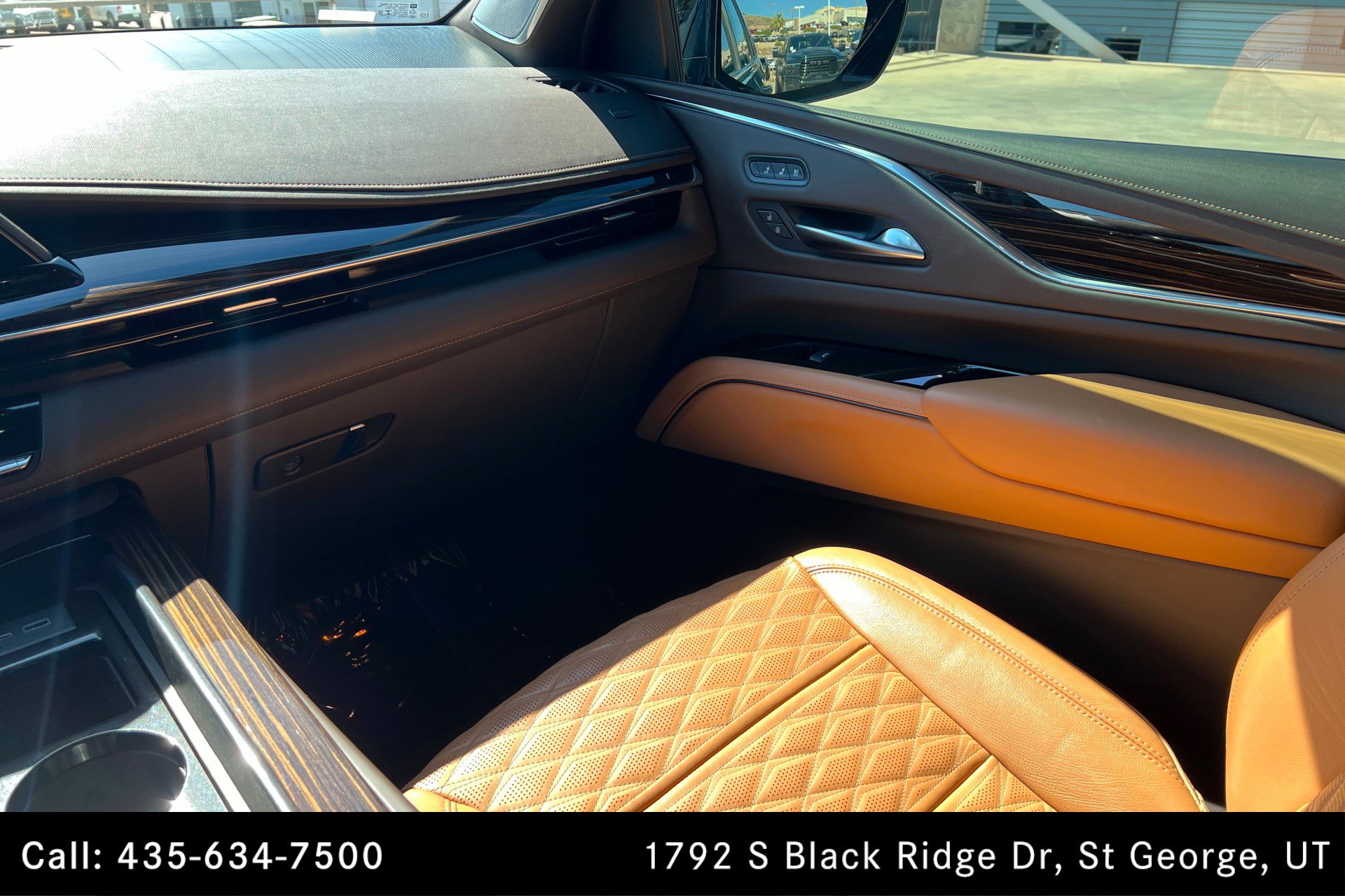 Used 2022 Cadillac Escalade Sport w/ Touring Package AWD/4WD image 10