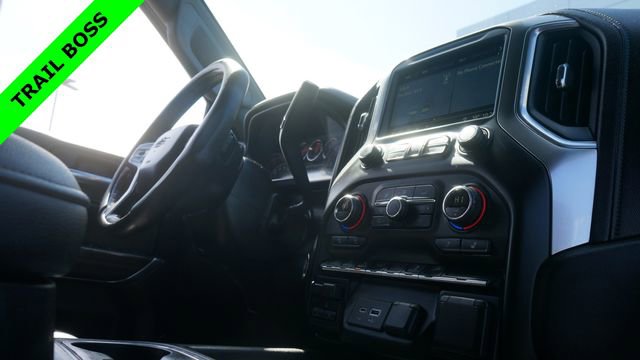 Used 2019 Chevrolet Silverado 1500 LT Trail Boss AWD/4WD image 48