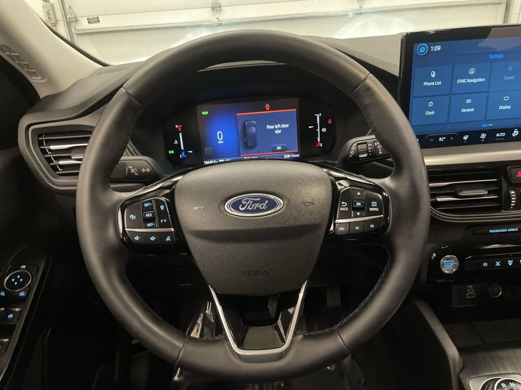 Used 2025 Ford Escape SE FWD image 5