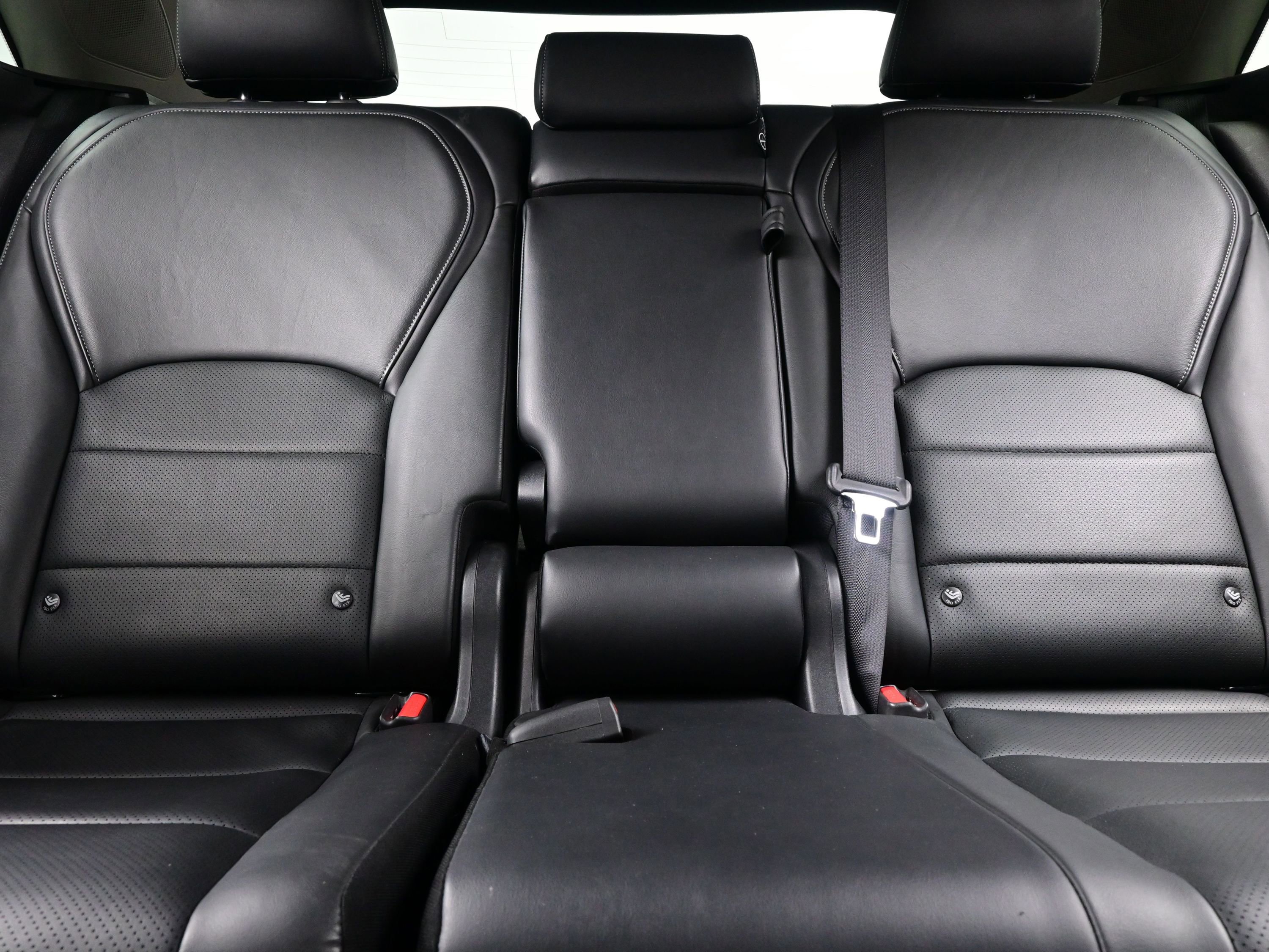 Used 2019 INFINITI QX50 Essential w/ Premium Heat Package image 16