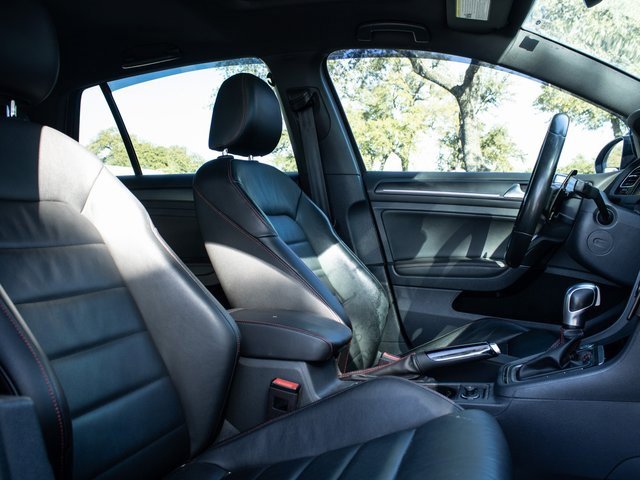 Used 2020 Volkswagen GTI SE image 17