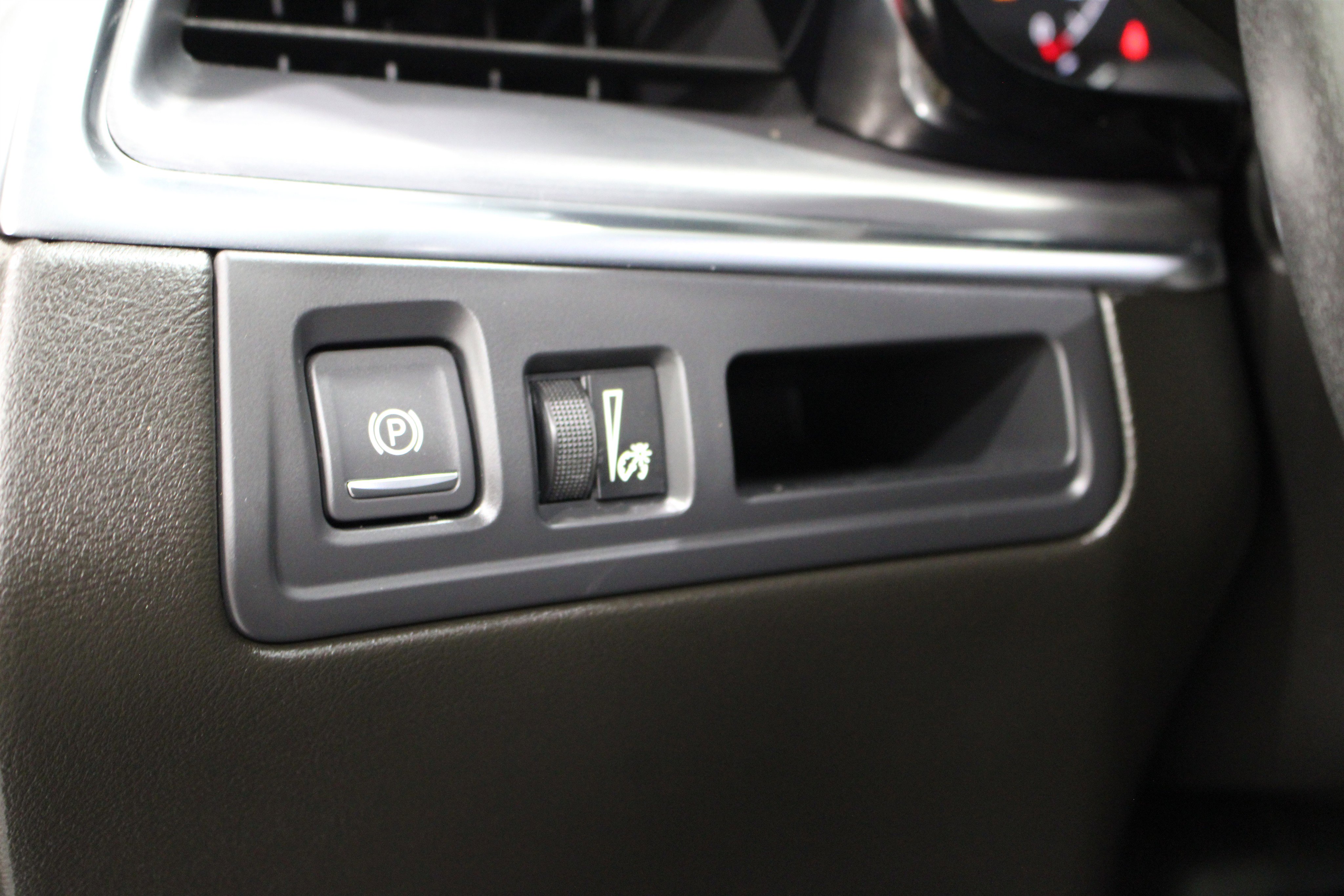 Certified 2023 Cadillac XT5 Luxury image 10