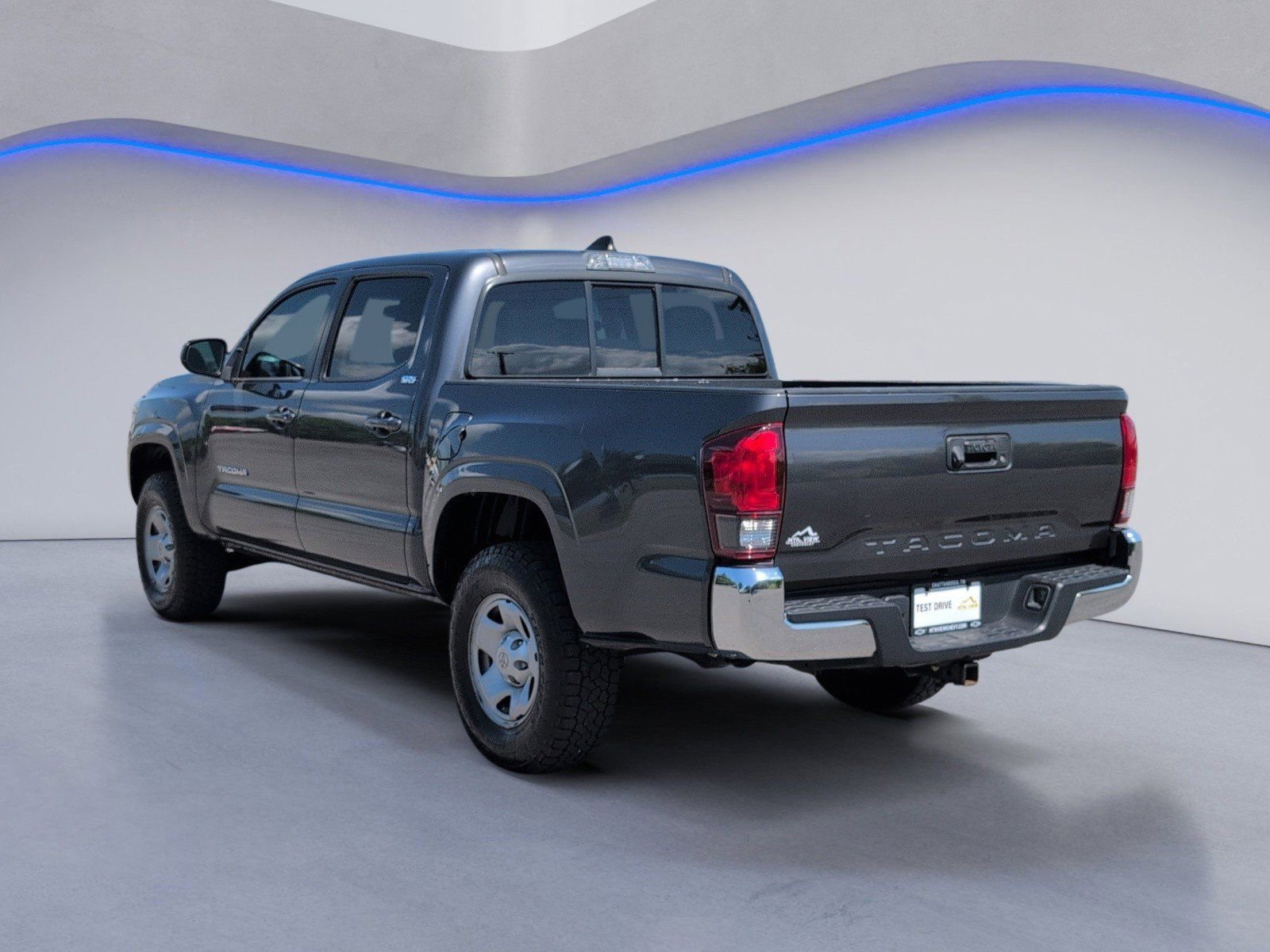 Used 2023 Toyota Tacoma SR5 RWD image 10