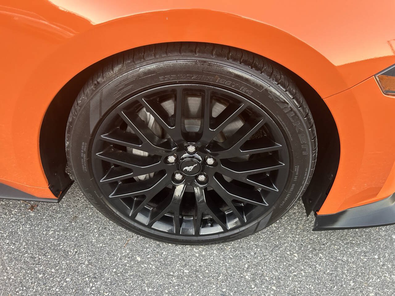 Used 2020 Ford Mustang GT w/ Black Accent Package RWD image 18