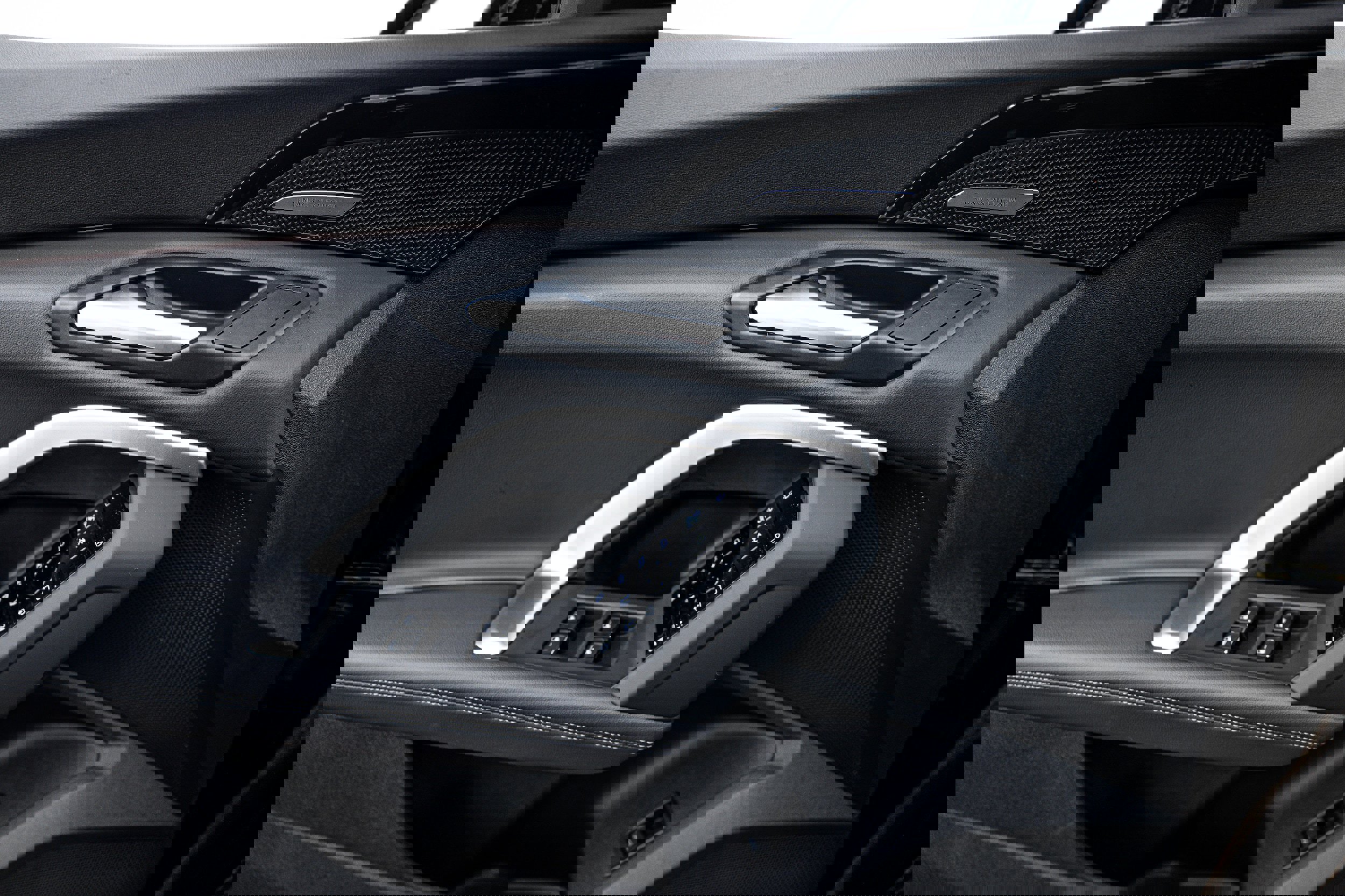 New 2025 Audi Q5 Premium Plus image 16